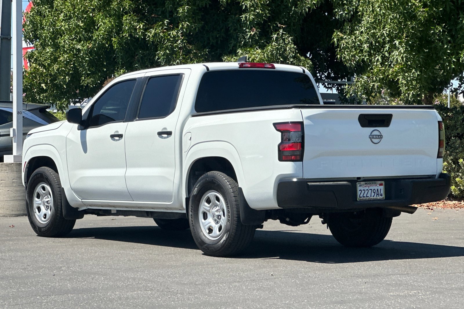 2024 Nissan Frontier S photo 6