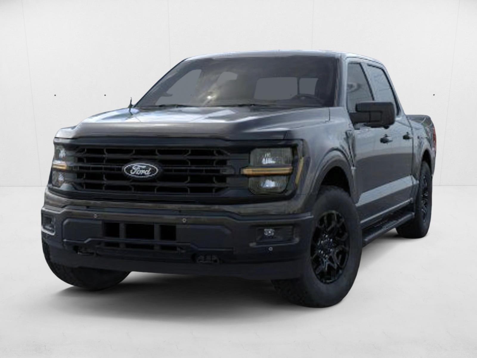 2025 Ford F-150 XLT photo 2