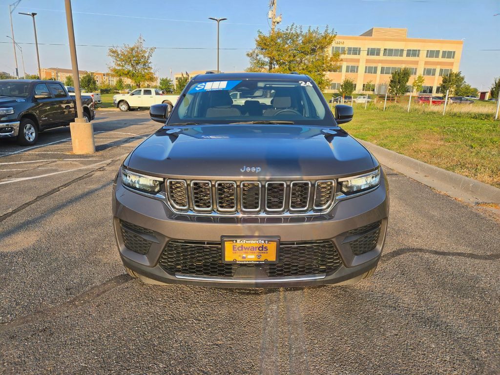 2024 Jeep Grand Cherokee Laredo X photo 7