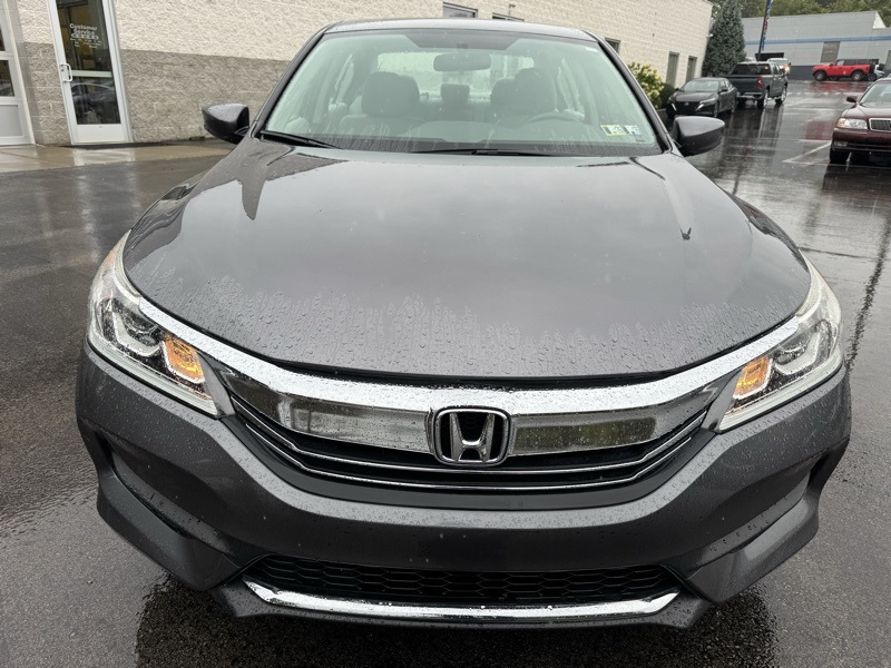 2017 Honda Accord LX photo 8