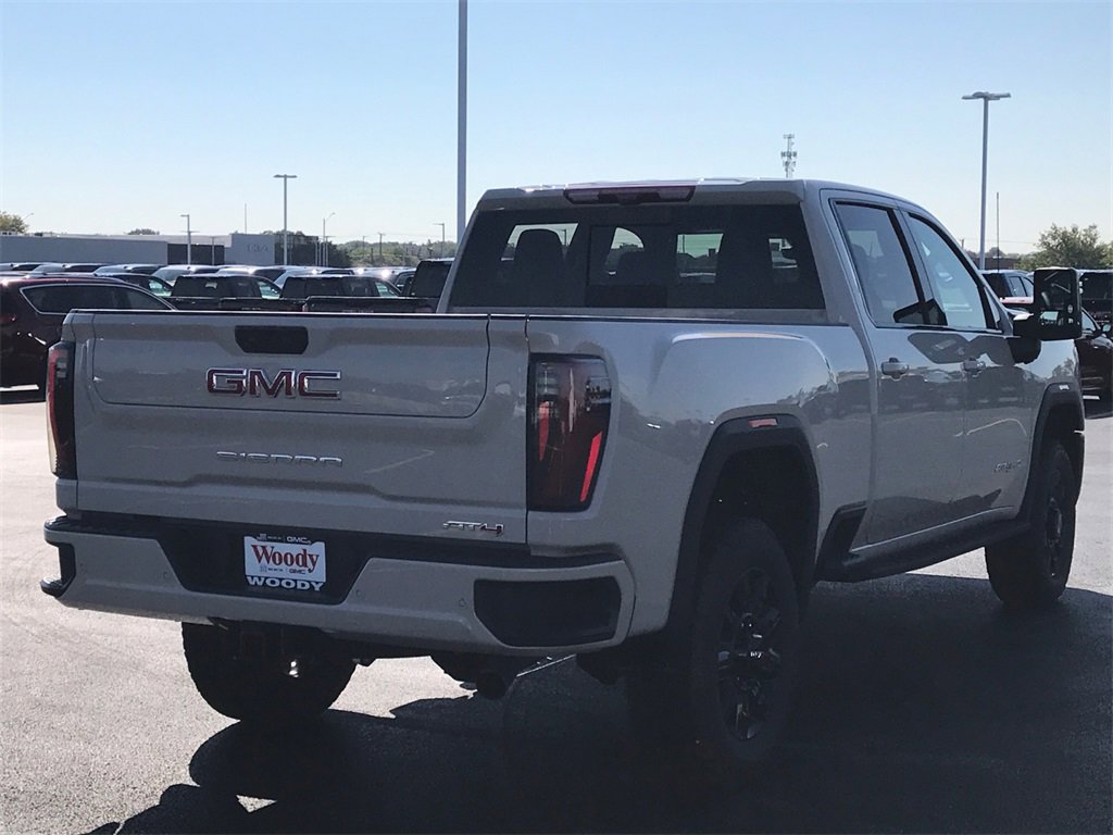 2026 Gmc Sierra 2500 HD AT4 photo 8