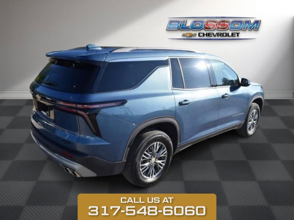 2025 Chevrolet Traverse photo 5