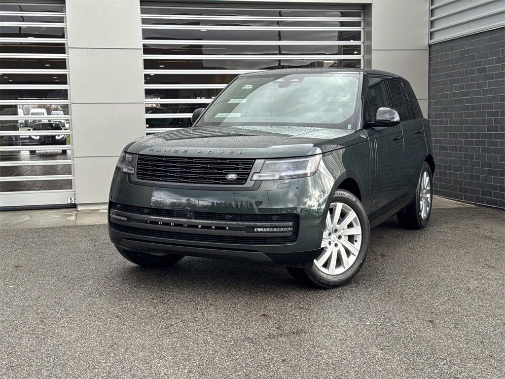 2025 Land Rover Range Rover SE's photo