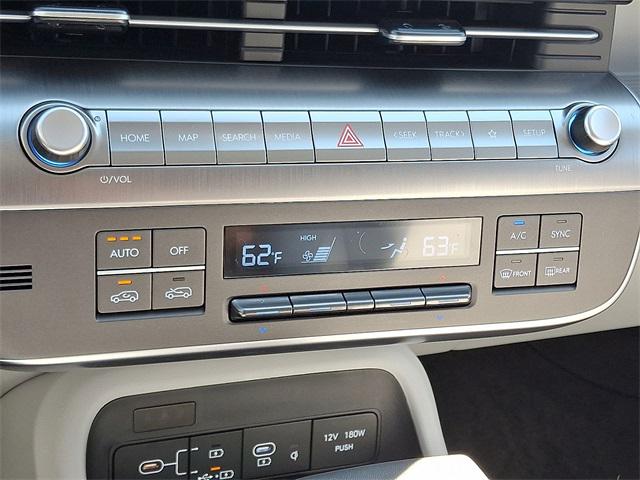 2026 Hyundai Kona SEL photo 15