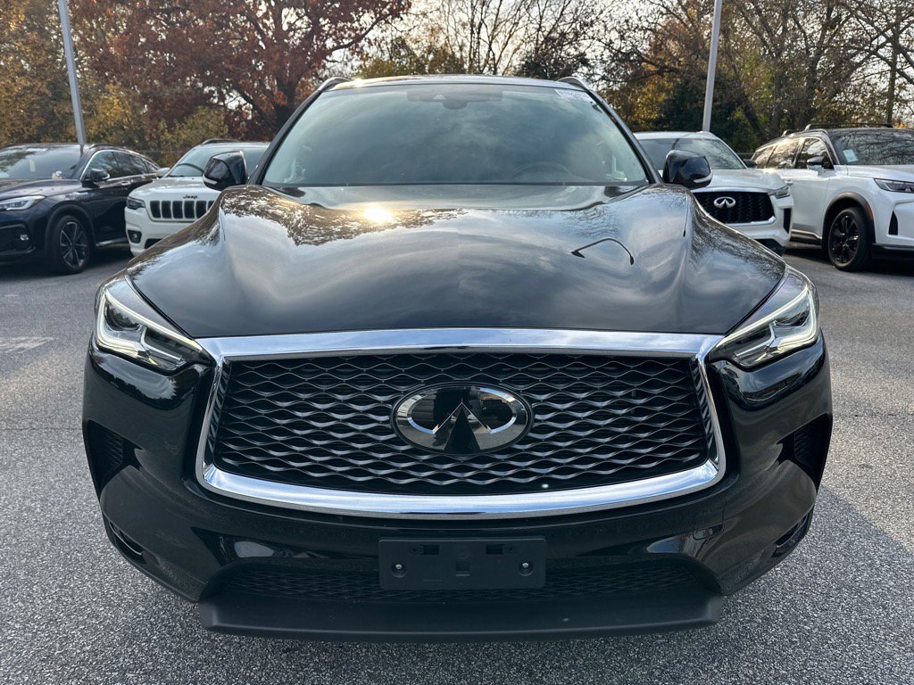 2023 Infiniti QX50 Luxe photo 2