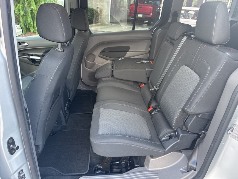 2023 Ford Transit Connect XLT Passenger Wagon photo 33