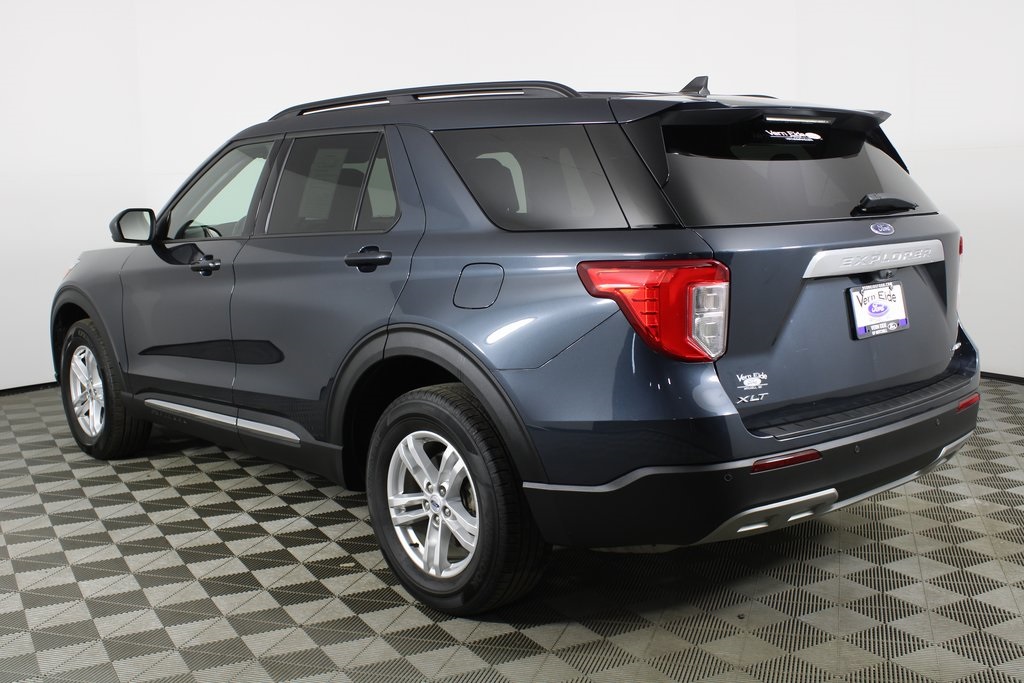 2023 Ford Explorer XLT photo 4