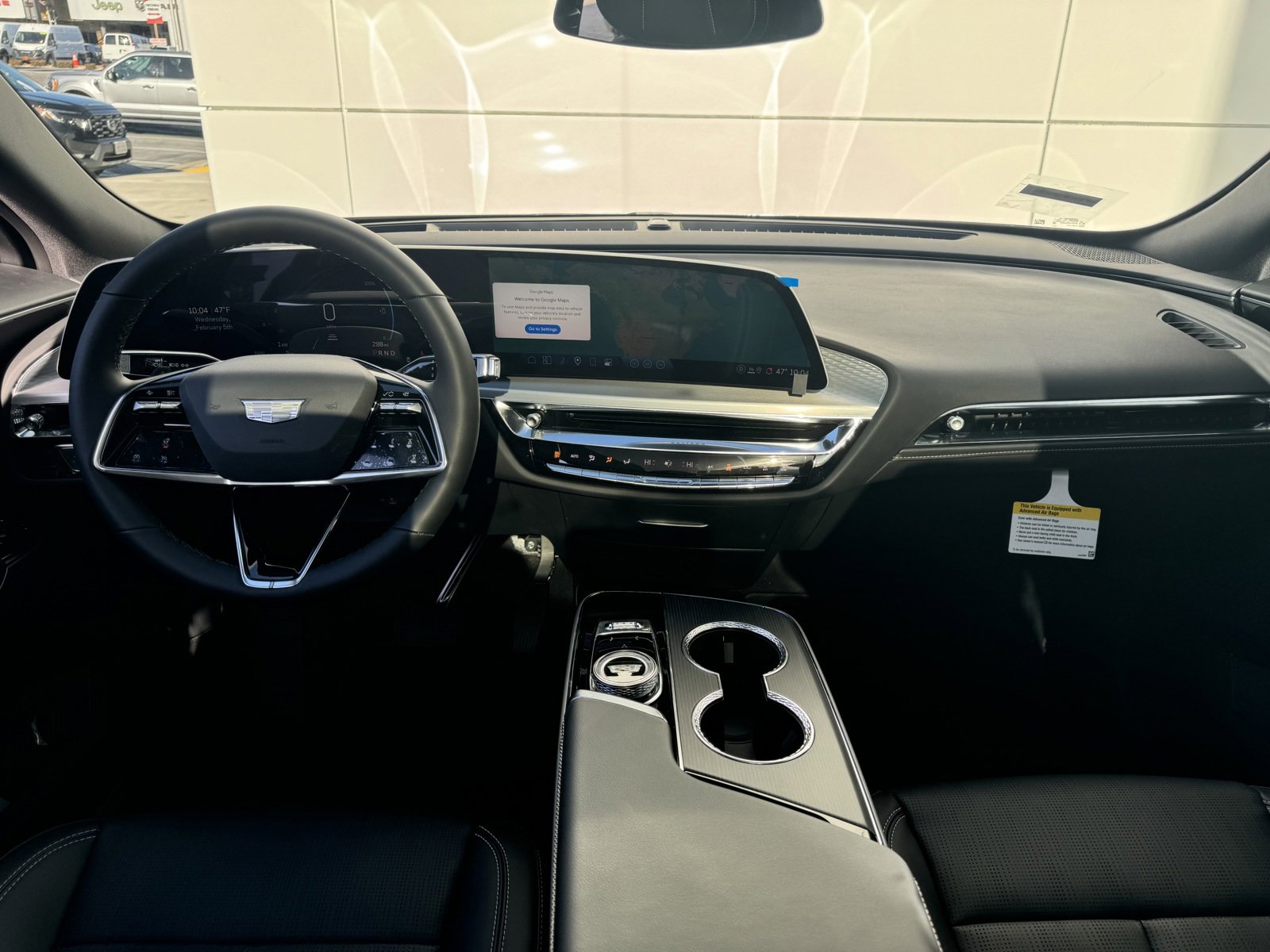 2025 Cadillac Lyriq Luxury photo 17