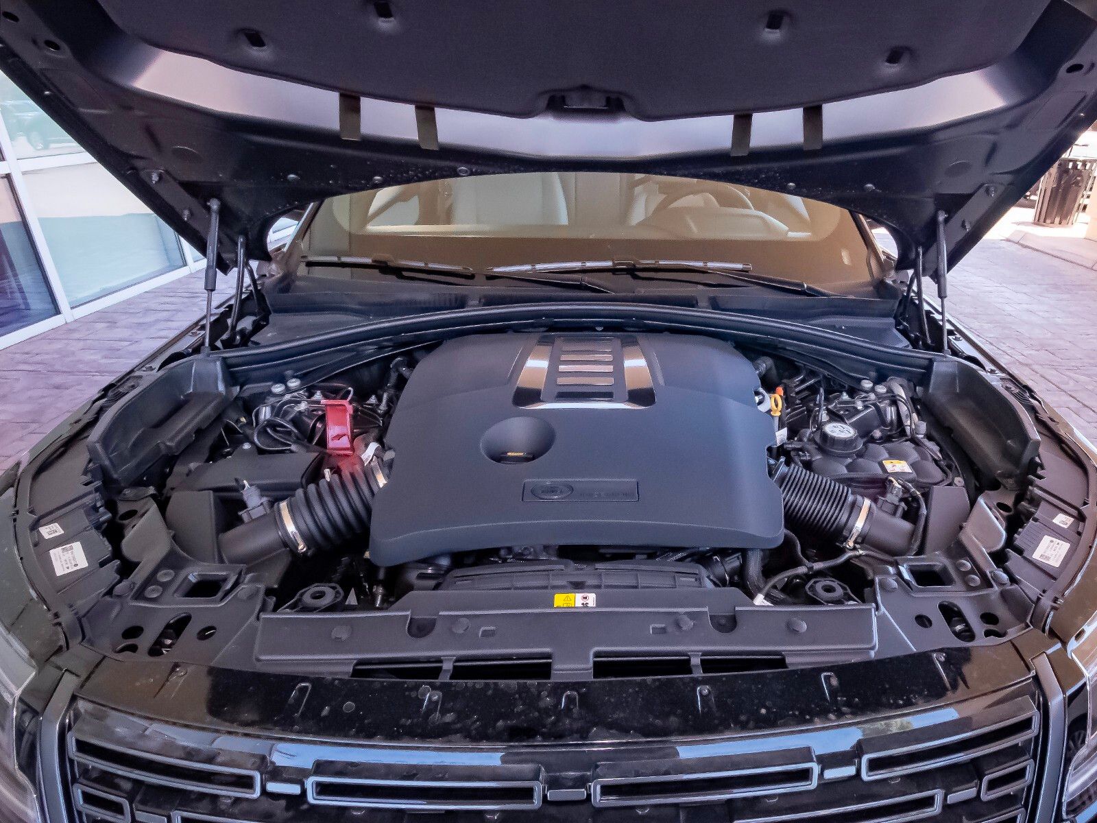 2026 Land Rover Range Rover Velar SE photo 46