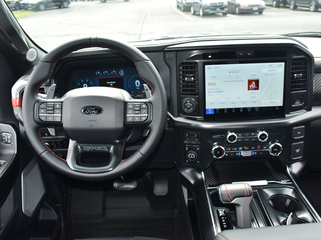 2025 Ford F-150 Raptor photo 15