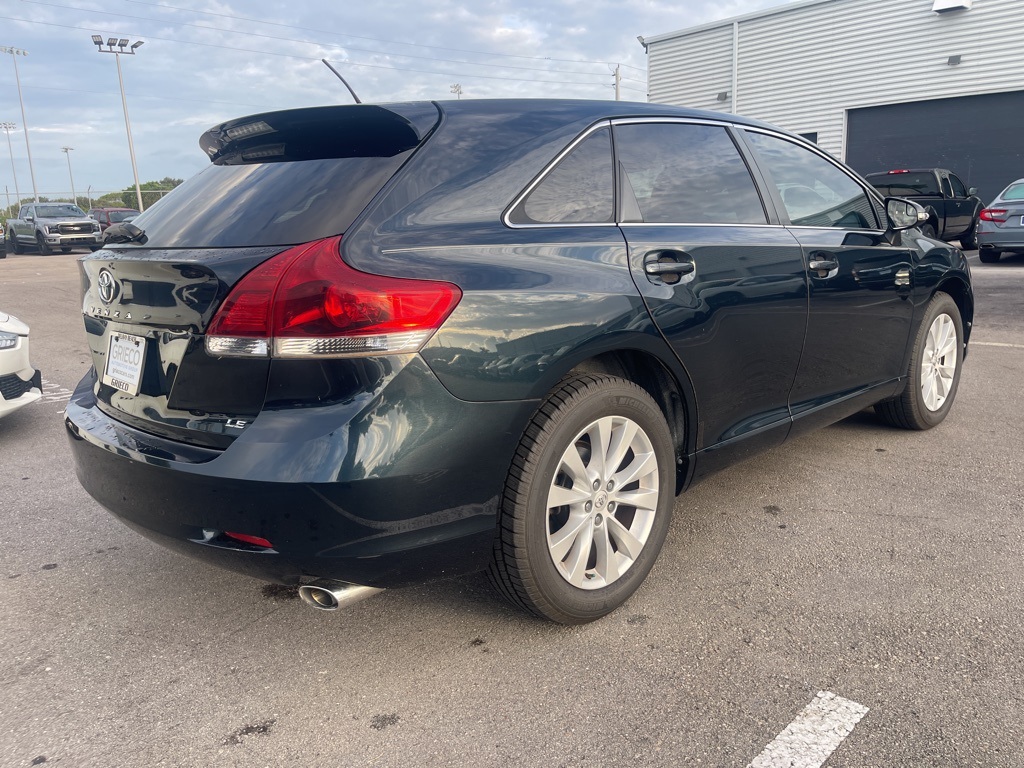 2014 Toyota Venza LE photo 3