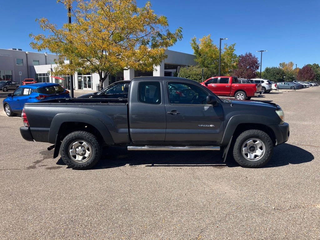 2009 Toyota Tacoma Base photo 8