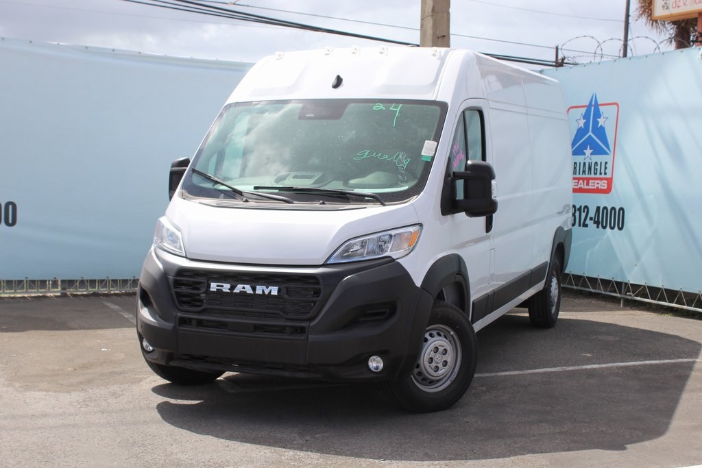 2024 Ram ProMaster 2500 Cargo Van photo 2