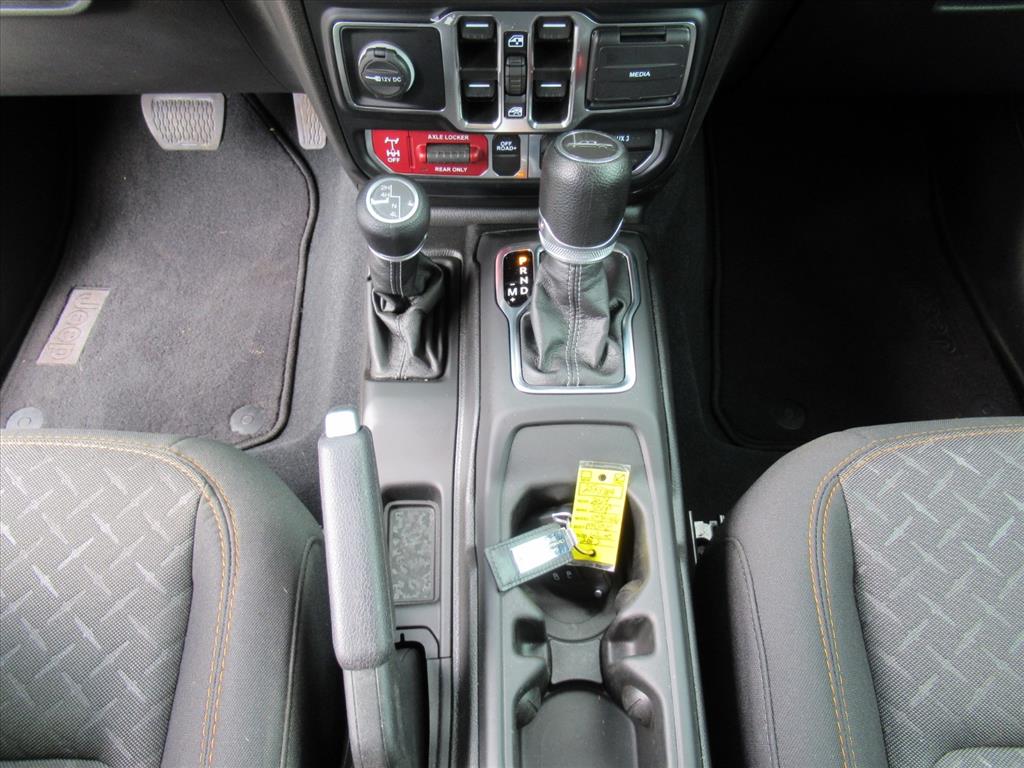 2024 Jeep Gladiator Mojave photo 23