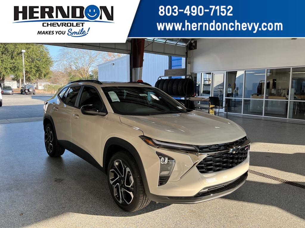 2026 Chevrolet Trax RS's photo