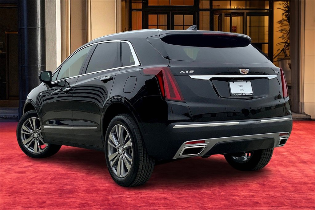 2025 Cadillac XT5 Premium Luxury photo 4