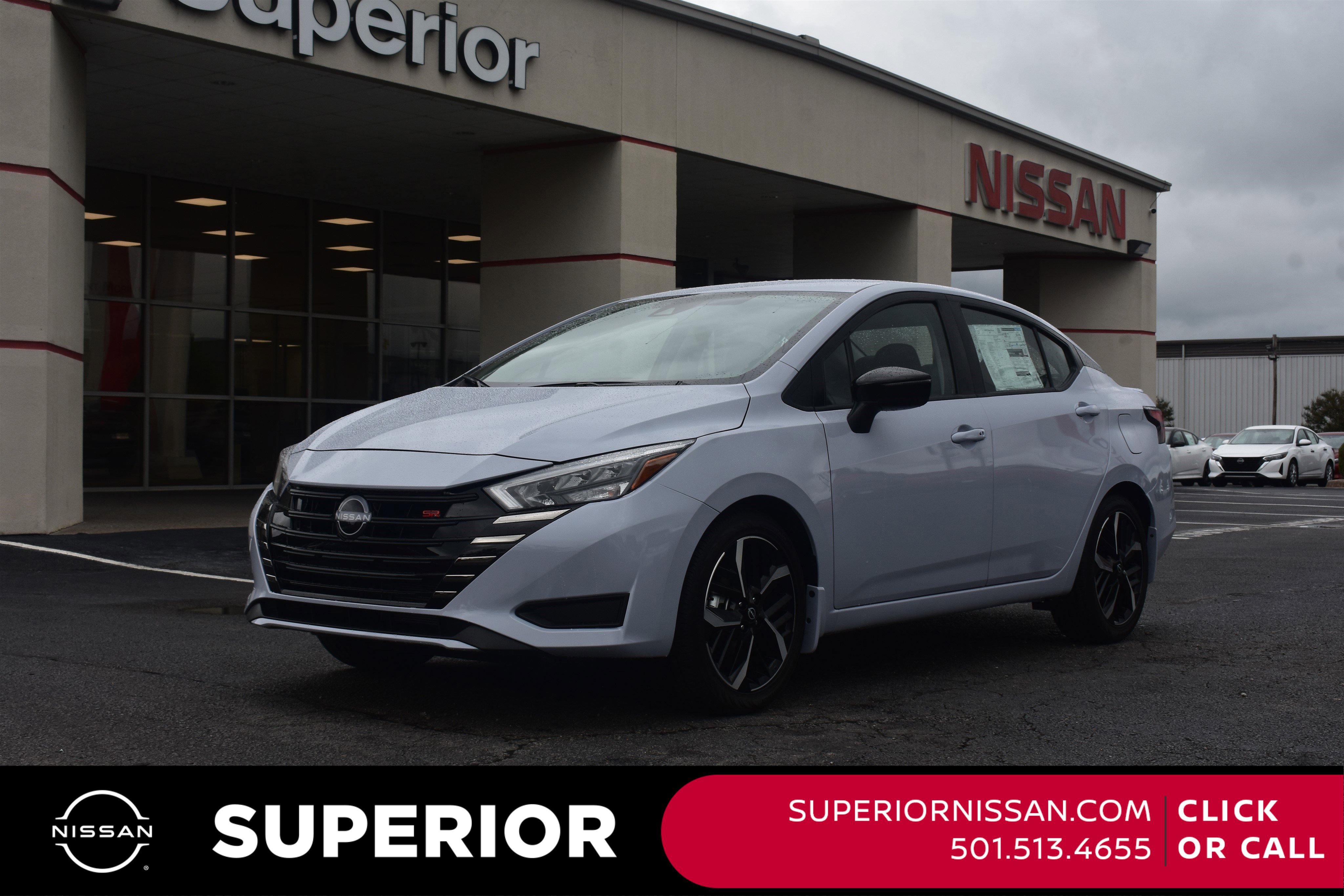 2025 Nissan Versa Sedan SR's photo