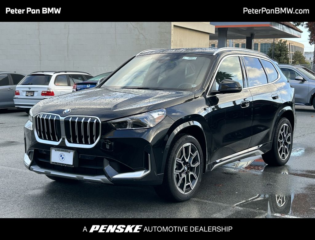 2026 BMW X1 28i's photo
