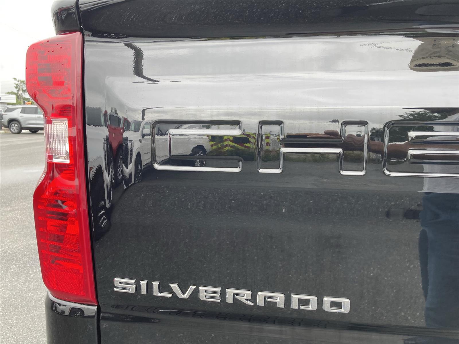2026 Chevrolet Silverado 1500 LT photo 11