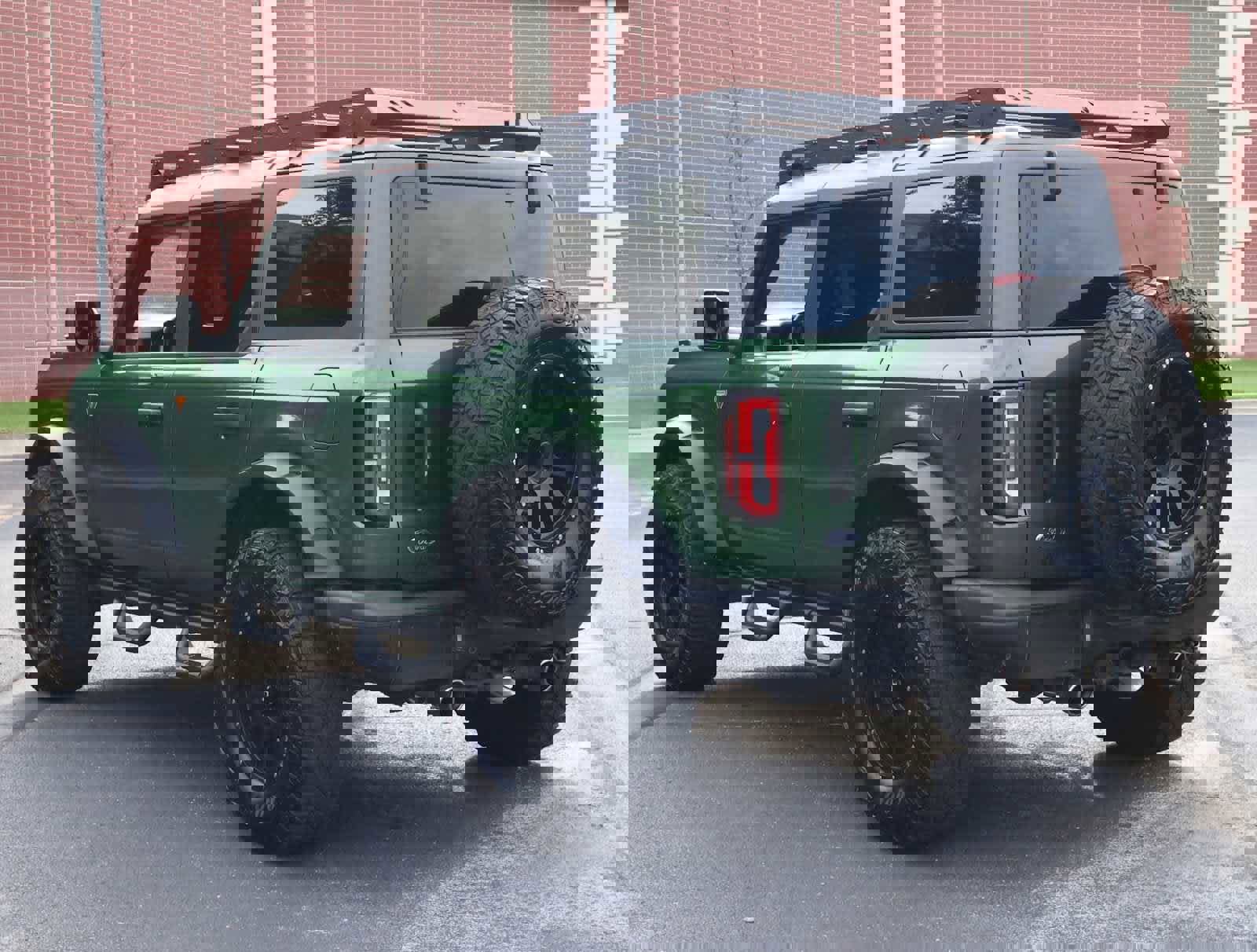 2023 Ford Bronco Base photo 4