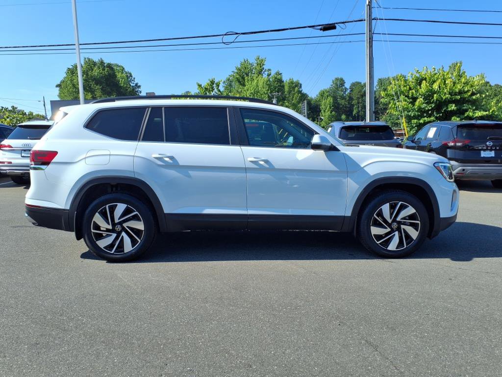 2025 Volkswagen Atlas SE Technology photo 19