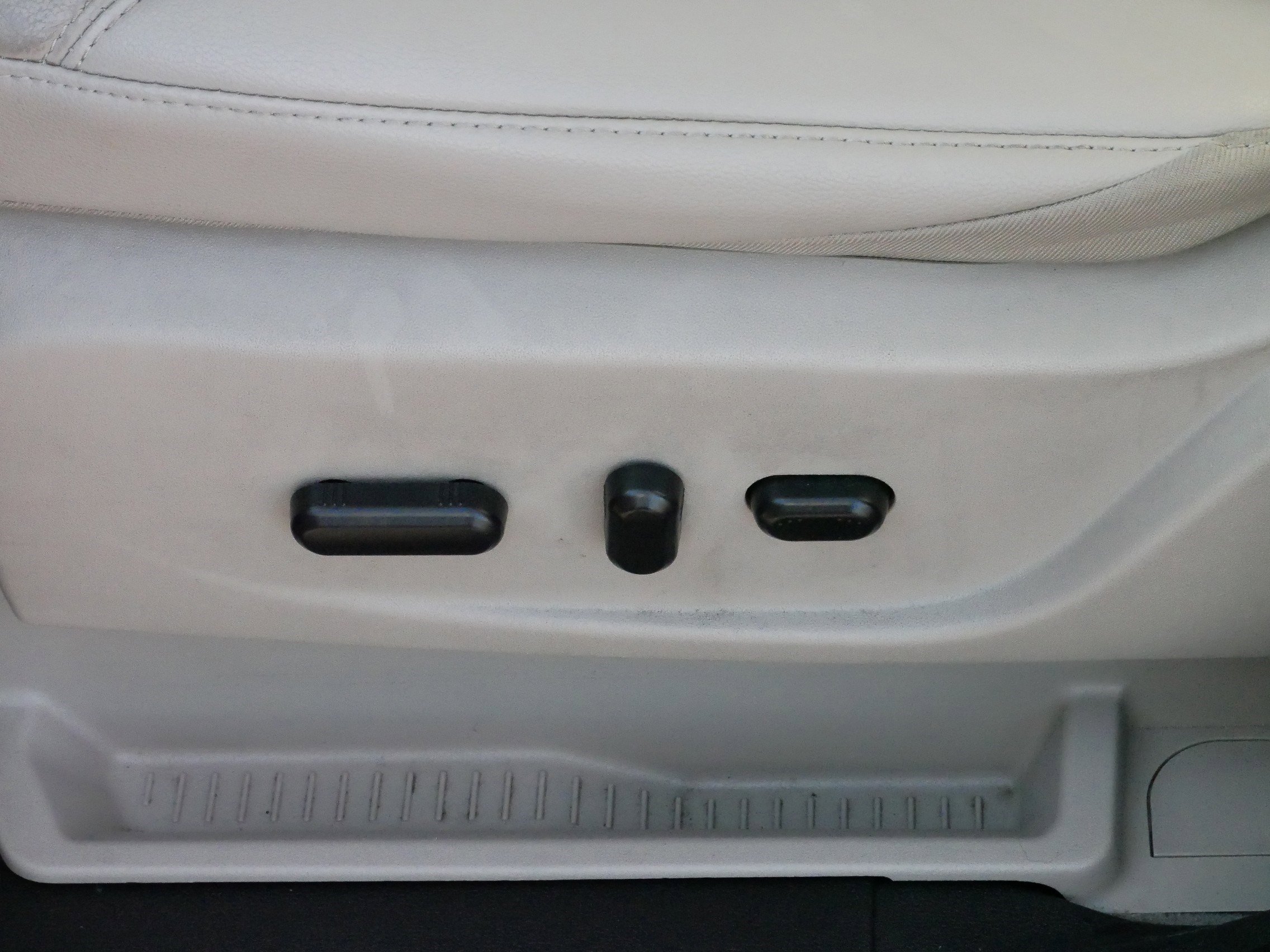 2016 Ford Escape Titanium photo 15