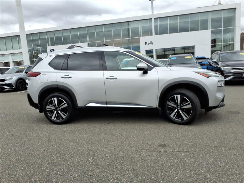 2021 Nissan Rogue SL photo 4