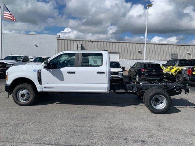2026 Ford F-350 photo 4