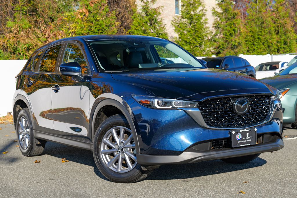 2023 Mazda CX-5 S Select Package's photo