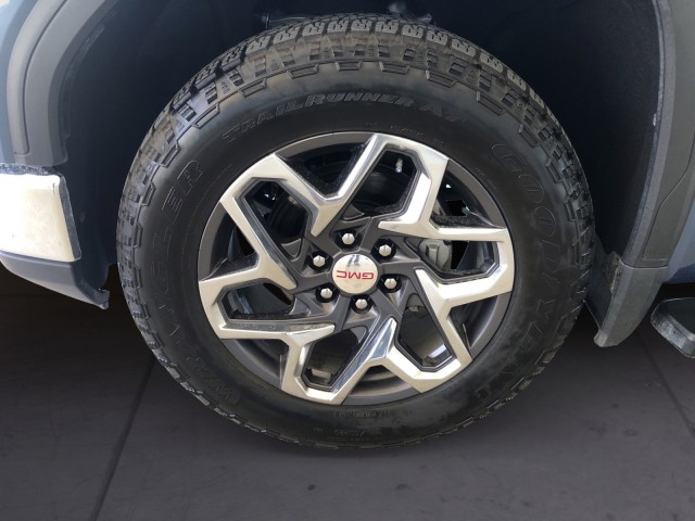 2024 Gmc Sierra 1500 SLT photo 13