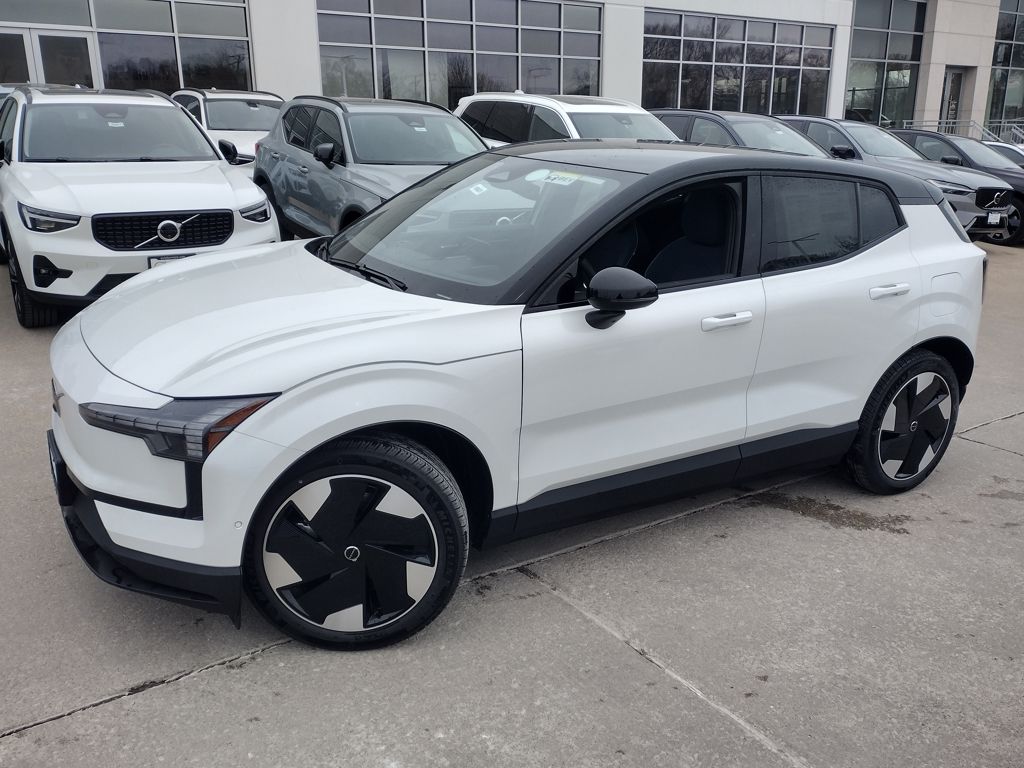 2025 VOLVO EX30 - Image 2