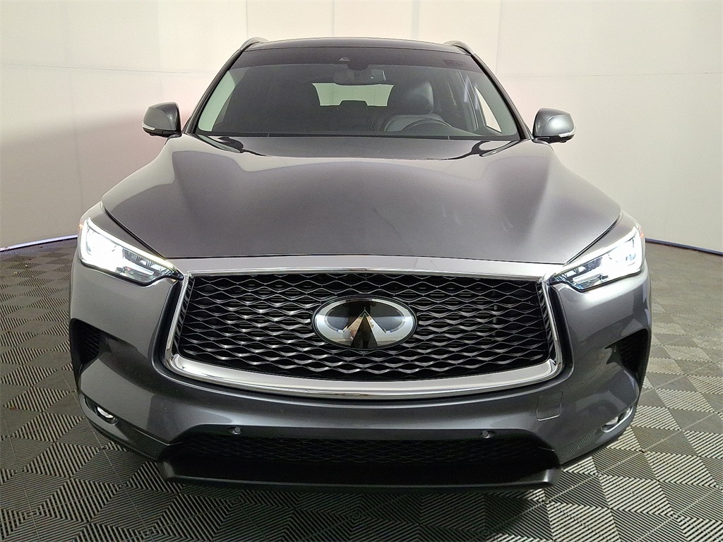 2022 Infiniti QX50 Essential photo 2