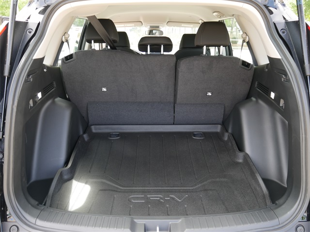 2025 Honda CR-V LX photo 18