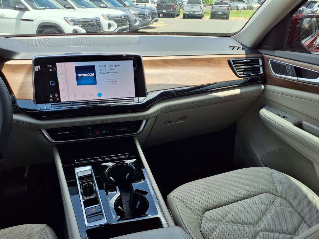 2024 Volkswagen Atlas SE Technology photo 22