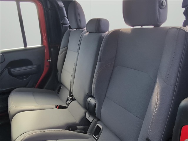 2024 Jeep Gladiator Sport photo 32