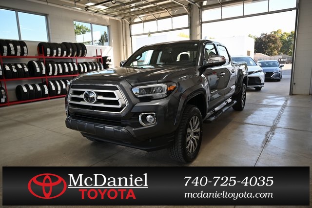 2022 Toyota Tacoma Limited's photo