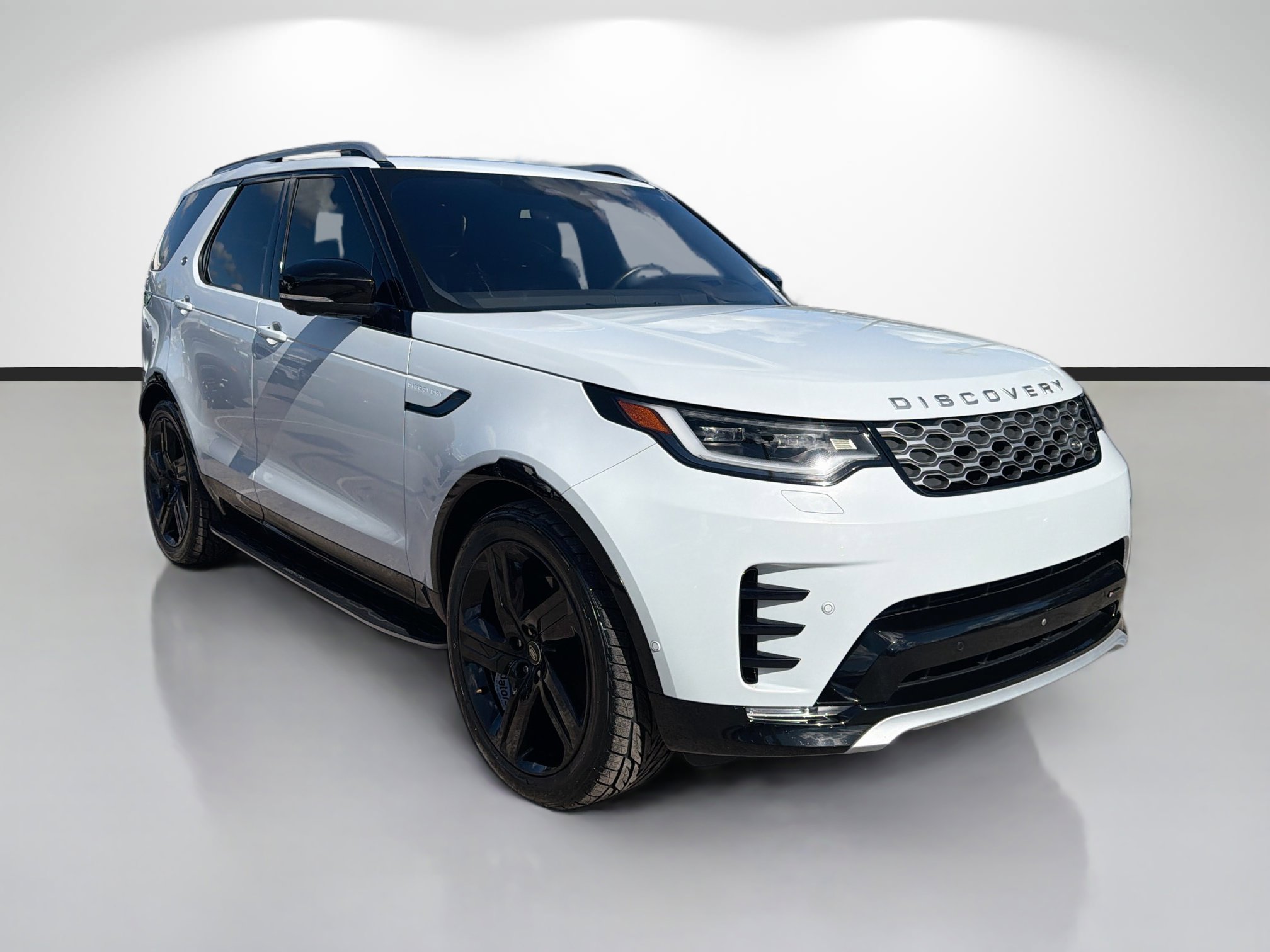2023 Land Rover Discovery Metropolitan Edition