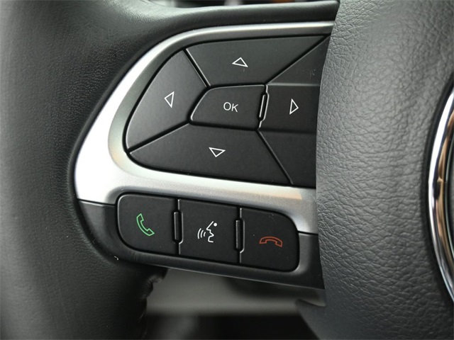 2017 JEEP COMPASS - Image 12