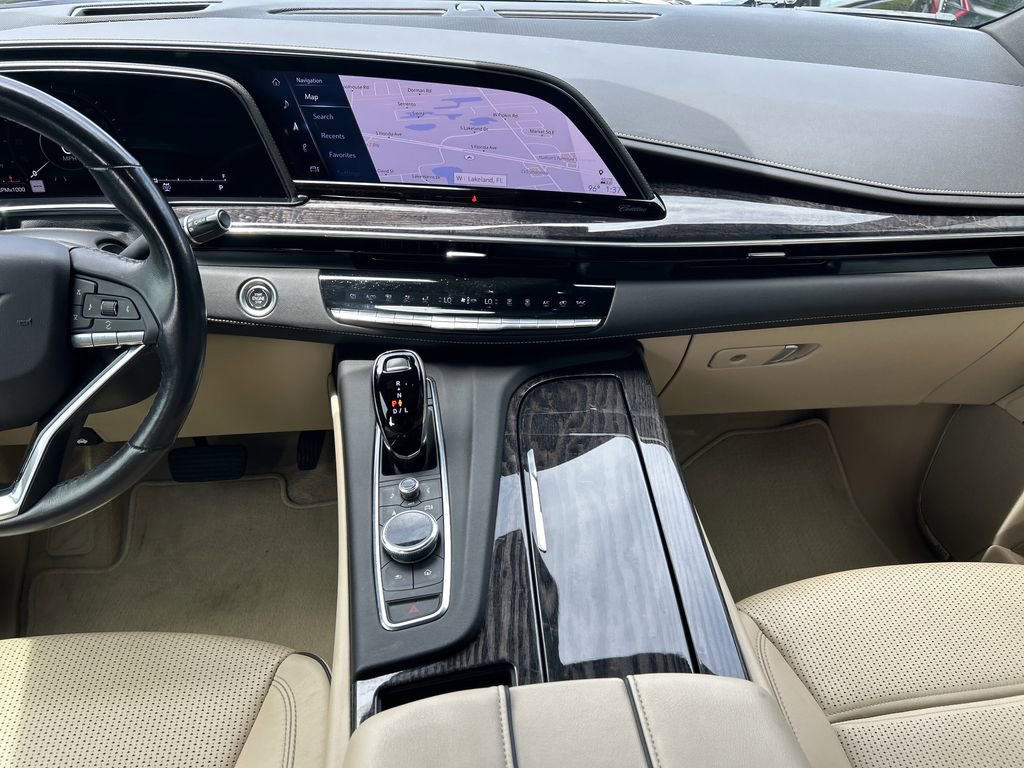 2021 Cadillac Escalade Premium Luxury photo 14