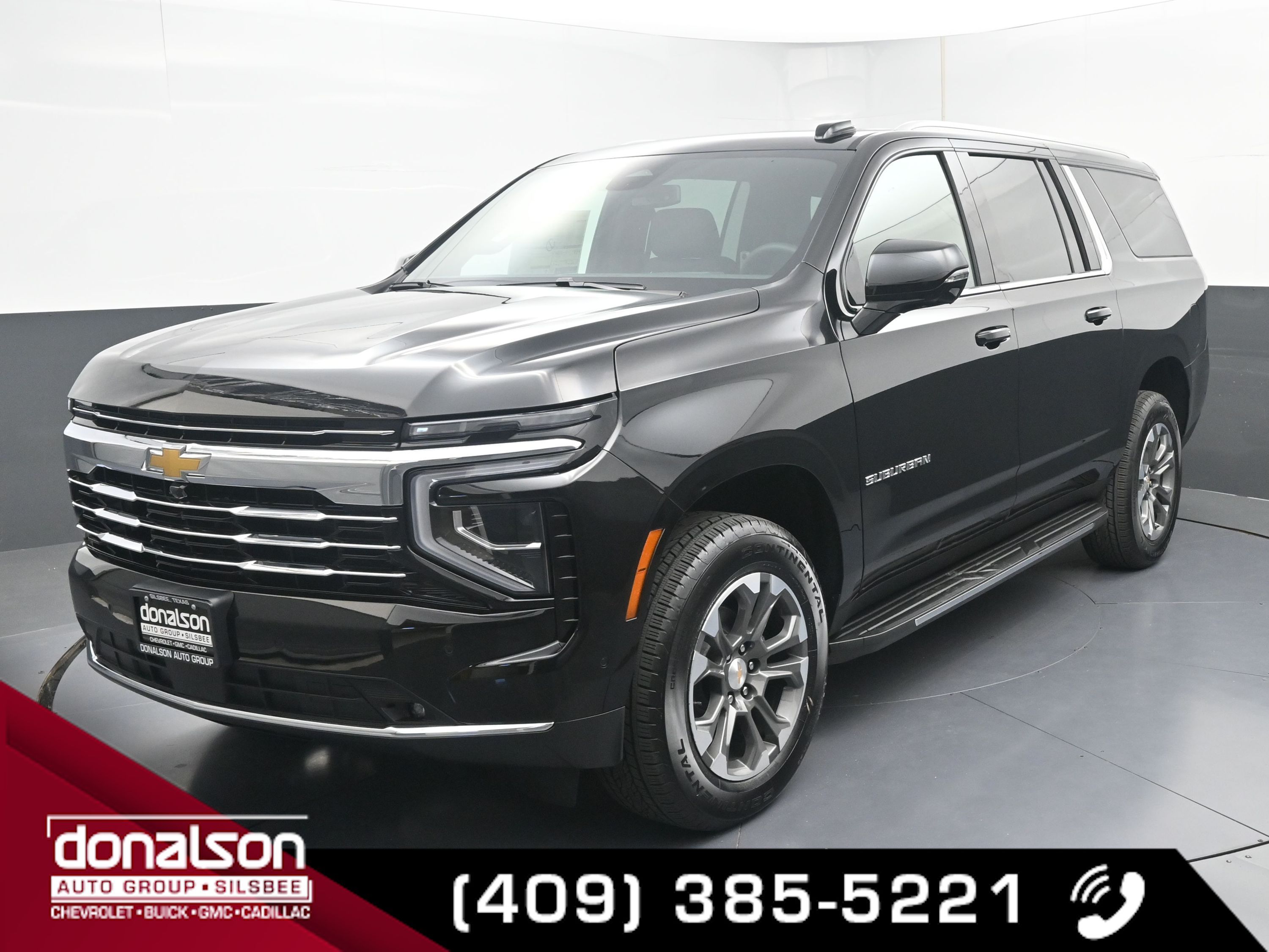 2026 Chevrolet Suburban LT photo 4