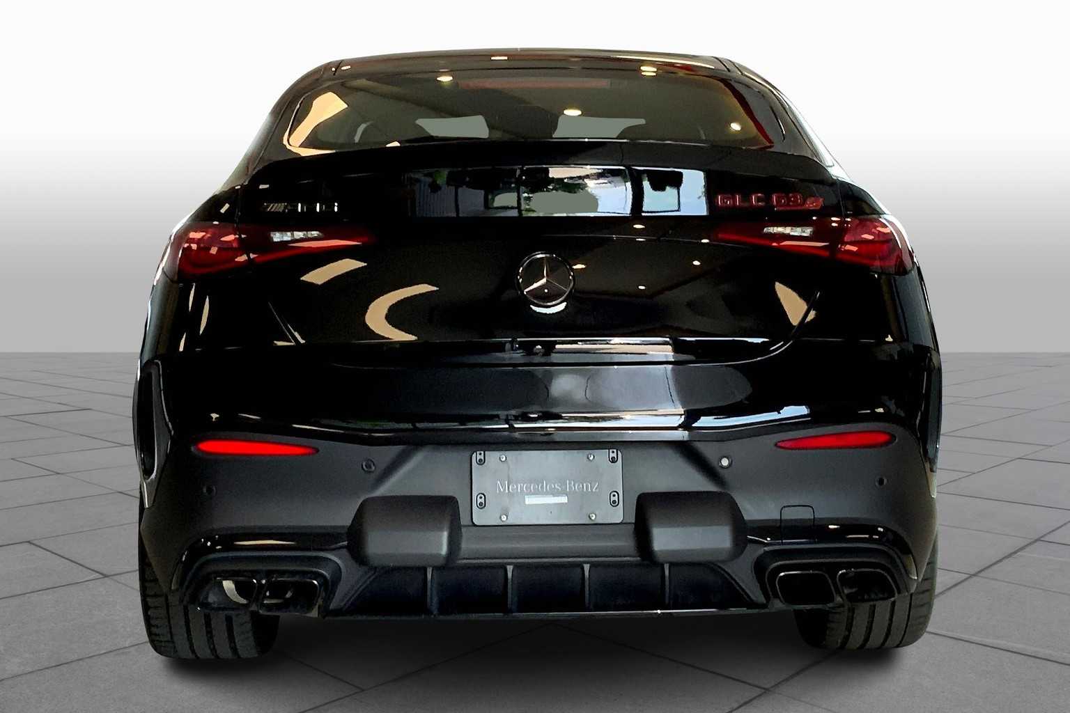 2025 Mercedes Benz GLC AMG 63 S E PERFORMANCE photo 4