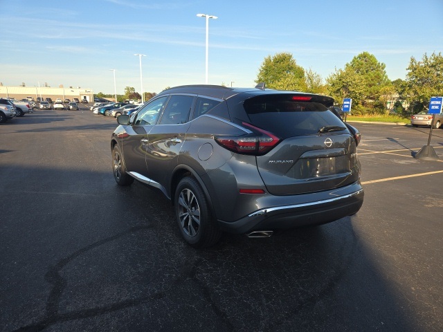2023 Nissan Murano SV photo 3