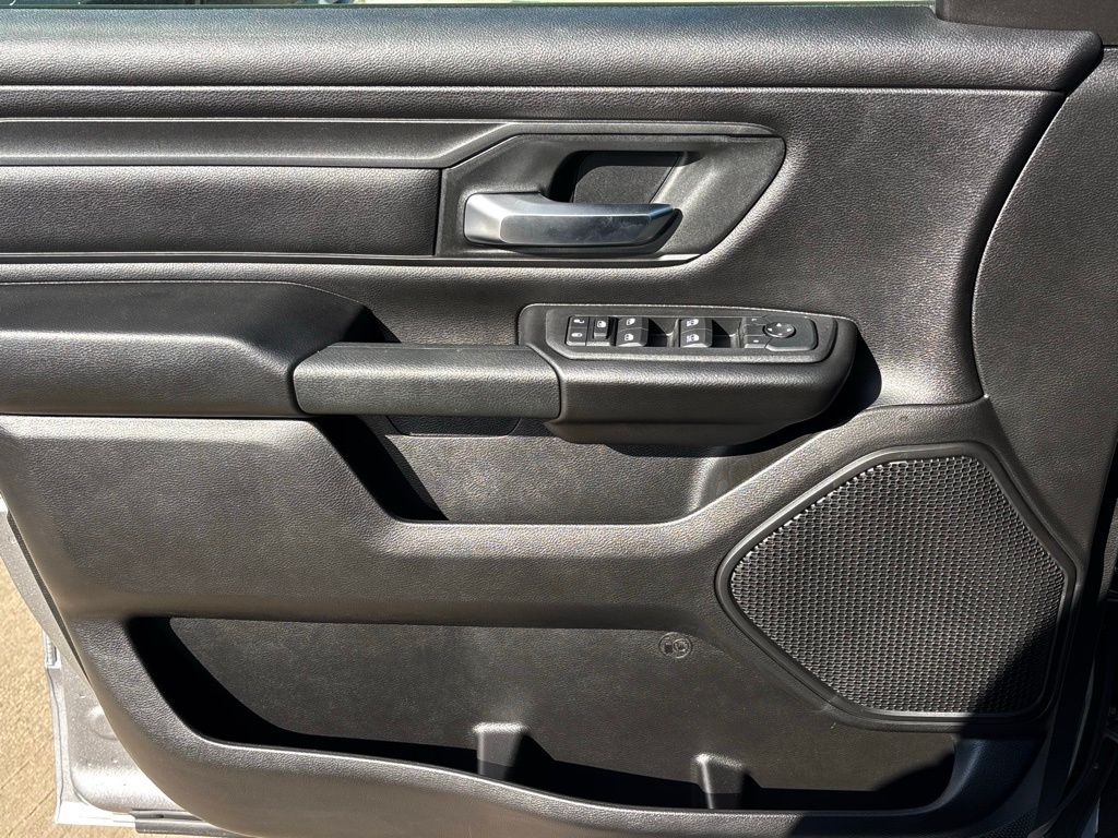 2026 Ram 1500 Tradesman photo 10