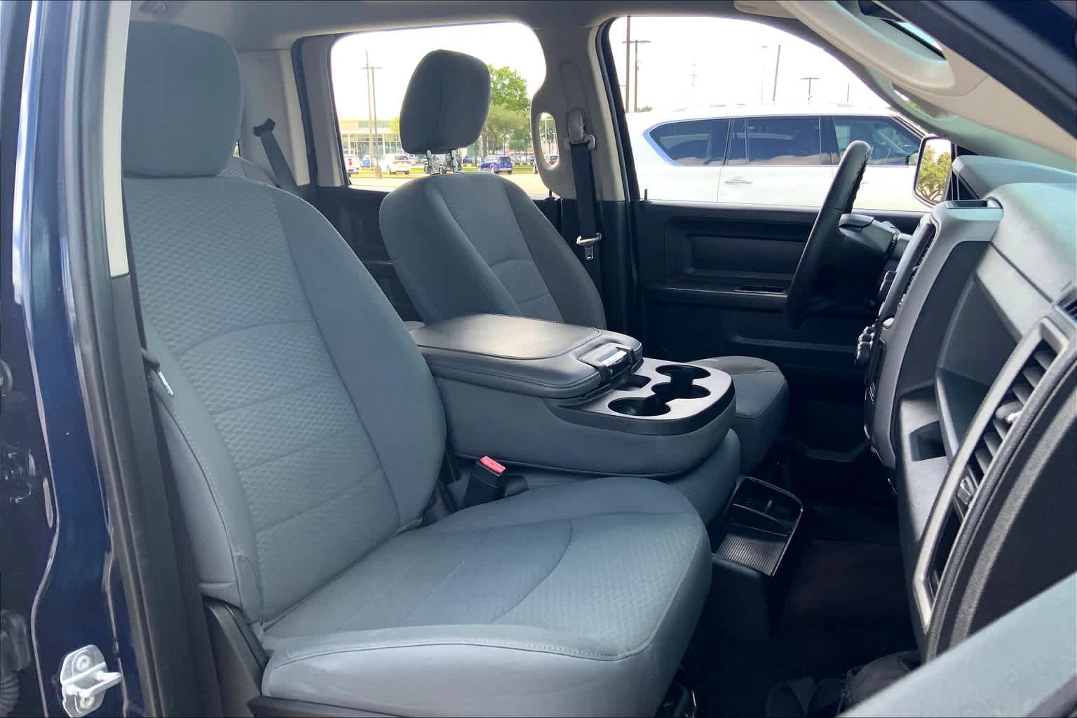 2016 Ram 1500 Express photo 4