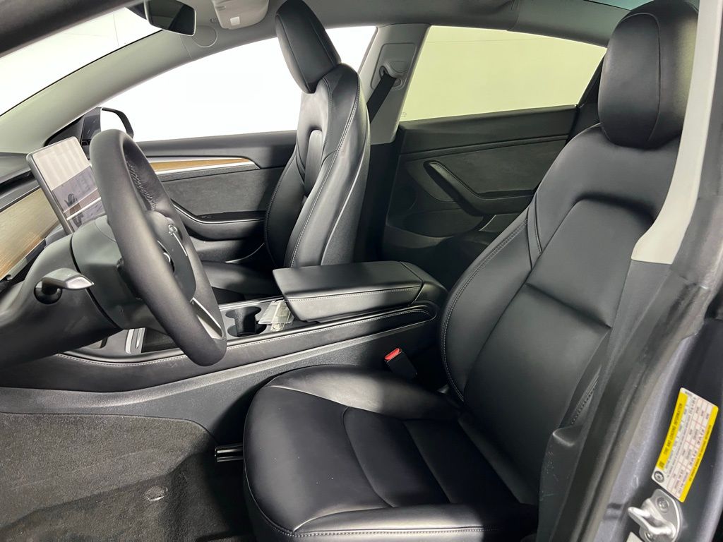 2023 Tesla Model 3 photo 16
