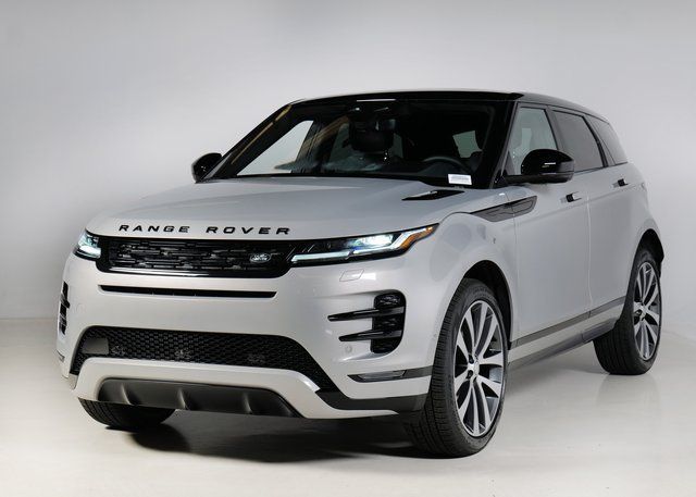 2026 Land Rover Range Rover Evoque Dynamic SE's photo