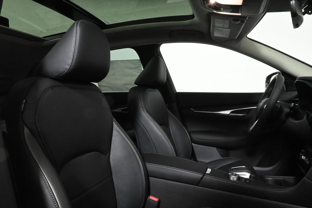 2025 Infiniti QX50 Luxe photo 24