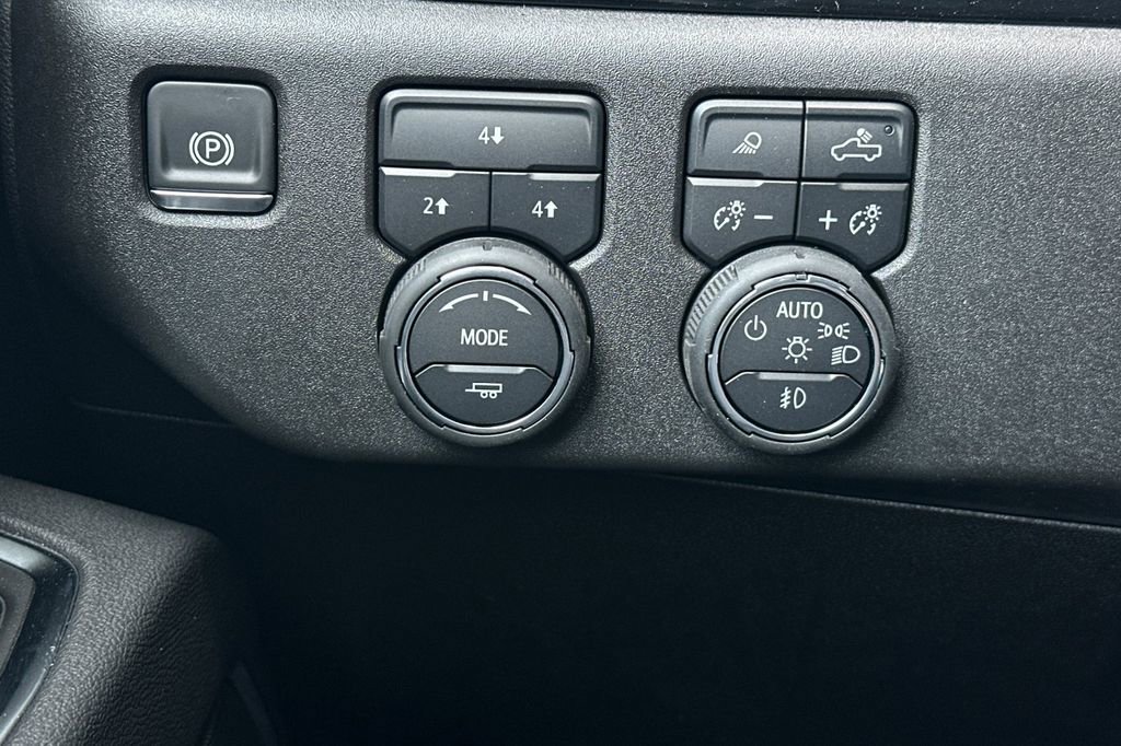 2025 Chevrolet Silverado 2500HD LT photo 27