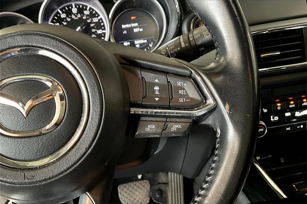 2022 Mazda CX-9 Touring photo 17