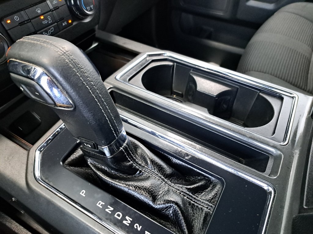 2016 Ford F-150 XLT photo 15